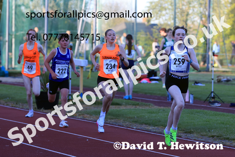 The 1500 metres, 2026 NEGP 1, Monkton Stadium. Photo: David T. Hewitson/Sports for All Pics